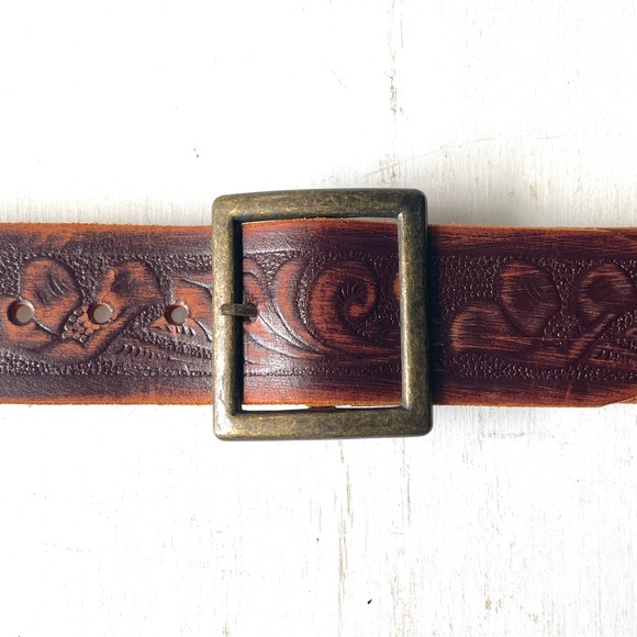 Vintage BRAVE Beltworks Tooled Leather Belt Antiqued Buckle Western Whiskey main image 5
